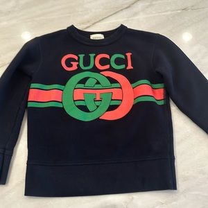 Kids Gucci Logo Print sweatshirt. Black with red and green logo. Size 8